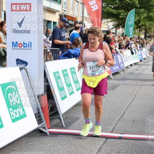 15.09.2024 - PSD Bank Halbmarathon Strokosch-Dieckow http://msf.ph/oto/7094386 15.09.2024 12:04:24 Ziel 1674, 1756, 2136, 2363, 2372, 2720, 2880, 3194 meine-sportfotos.de