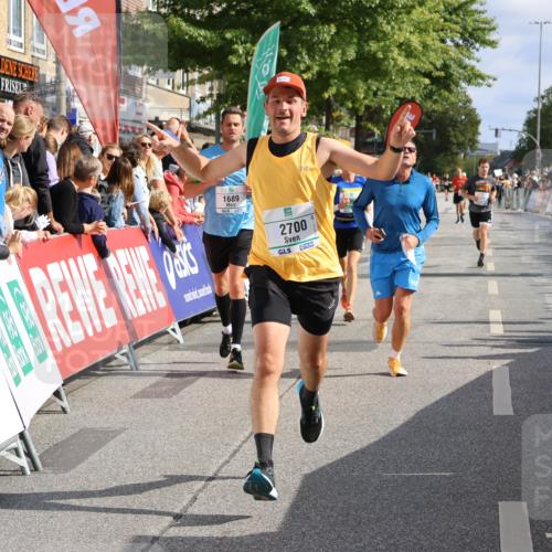 15.09.2024 - PSD Bank Halbmarathon Strokosch-Dieckow http://msf.ph/oto/7094405 15.09.2024 11:49:05 Ziel 958, 1102, 1408, 1689, 1736, 1764, 1819, 2185, 2209, 2644, 2700 meine-sportfotos.de