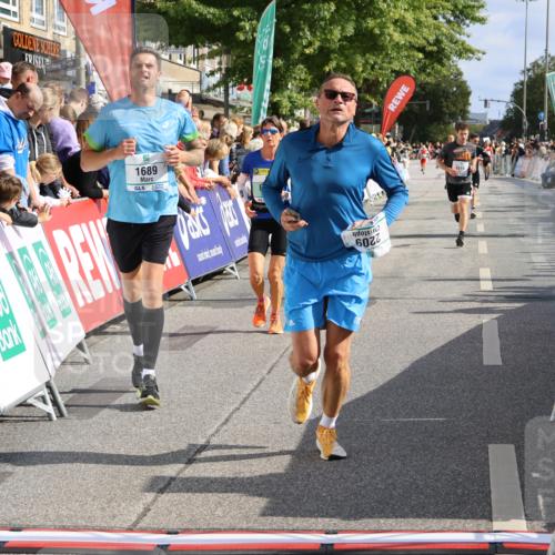 15.09.2024 - PSD Bank Halbmarathon Strokosch-Dieckow http://msf.ph/oto/7094425 15.09.2024 11:49:07 Ziel 958, 1102, 1408, 1689, 1736, 1764, 1819, 1977, 2185, 2209, 2644, 2700 meine-sportfotos.de