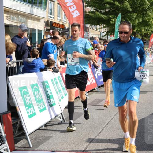 15.09.2024 - PSD Bank Halbmarathon Strokosch-Dieckow http://msf.ph/oto/7094429 15.09.2024 11:49:07 Ziel 958, 1102, 1408, 1689, 1736, 1764, 1819, 1977, 2185, 2209, 2644, 2700 meine-sportfotos.de
