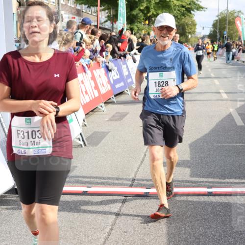 15.09.2024 - PSD Bank Halbmarathon Strokosch-Dieckow http://msf.ph/oto/7094432 15.09.2024 12:19:35 Ziel 1828, 3092, 3103, 3373, 3446, 3447 meine-sportfotos.de