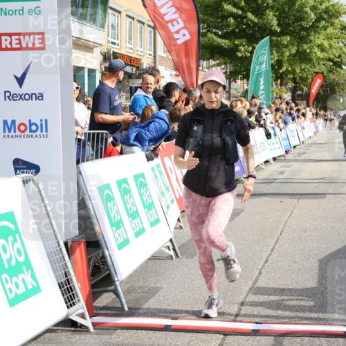15.09.2024 - PSD Bank Halbmarathon Strokosch-Dieckow http://msf.ph/oto/7094434 15.09.2024 12:04:31 Ziel 1756, 2372, 2399, 2720, 2880, 3027, 3194 meine-sportfotos.de