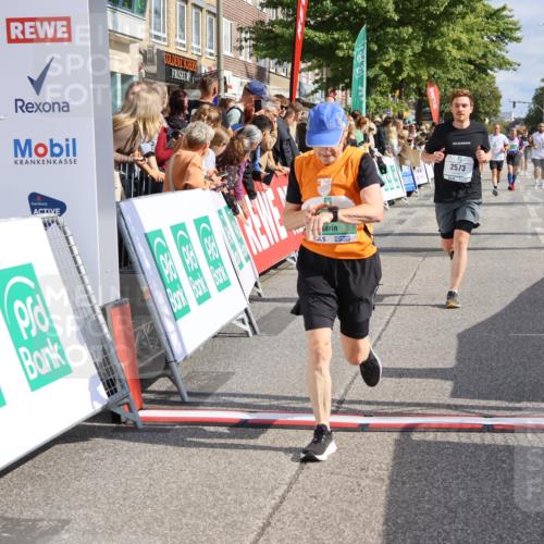 15.09.2024 - PSD Bank Halbmarathon Strokosch-Dieckow http://msf.ph/oto/7094440 15.09.2024 12:15:00 Ziel 972, 1896, 2350, 2390, 2557, 2573, 3132 meine-sportfotos.de