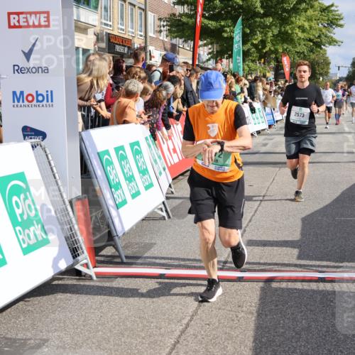 15.09.2024 - PSD Bank Halbmarathon Strokosch-Dieckow http://msf.ph/oto/7094444 15.09.2024 12:15:00 Ziel 972, 1896, 2350, 2390, 2557, 2573, 3132 meine-sportfotos.de