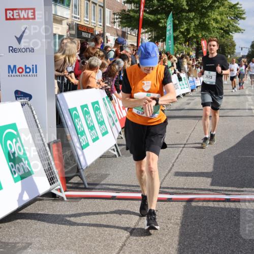 15.09.2024 - PSD Bank Halbmarathon Strokosch-Dieckow http://msf.ph/oto/7094452 15.09.2024 12:15:00 Ziel 972, 1896, 2350, 2390, 2557, 2573, 3132 meine-sportfotos.de