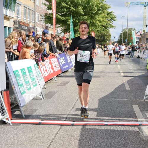15.09.2024 - PSD Bank Halbmarathon Strokosch-Dieckow http://msf.ph/oto/7094456 15.09.2024 12:15:01 Ziel 972, 1896, 2350, 2390, 2557, 2573, 3132 meine-sportfotos.de