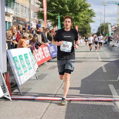 15.09.2024 - PSD Bank Halbmarathon Strokosch-Dieckow http://msf.ph/oto/7094466 15.09.2024 12:15:01 Ziel 972, 1896, 2350, 2390, 2557, 2573, 3132 meine-sportfotos.de
