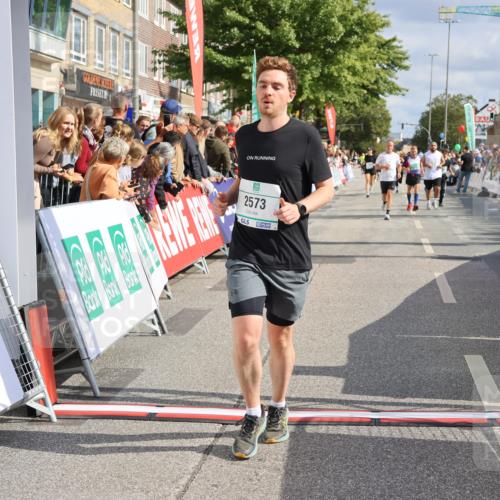 15.09.2024 - PSD Bank Halbmarathon Strokosch-Dieckow http://msf.ph/oto/7094476 15.09.2024 12:15:01 Ziel 972, 1896, 2350, 2390, 2557, 2573, 3132 meine-sportfotos.de