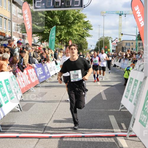 15.09.2024 - PSD Bank Halbmarathon Strokosch-Dieckow http://msf.ph/oto/7094482 15.09.2024 12:15:06 Ziel 798, 972, 1544, 2390, 2530, 2557, 2573, 3000, 3052, 3132, 3168 meine-sportfotos.de