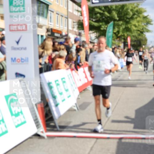 15.09.2024 - PSD Bank Halbmarathon Strokosch-Dieckow http://msf.ph/oto/7094494 15.09.2024 12:15:07 Ziel 798, 972, 1544, 2390, 2530, 2557, 2573, 3000, 3052, 3132, 3168 meine-sportfotos.de