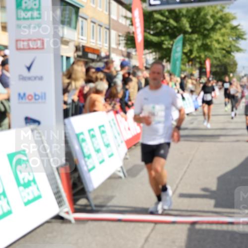 15.09.2024 - PSD Bank Halbmarathon Strokosch-Dieckow http://msf.ph/oto/7094498 15.09.2024 12:15:07 Ziel 798, 972, 1544, 2390, 2530, 2557, 2573, 3000, 3052, 3132, 3168 meine-sportfotos.de