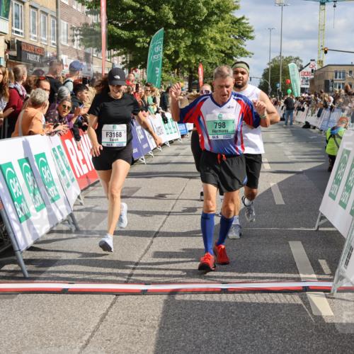 15.09.2024 - PSD Bank Halbmarathon Strokosch-Dieckow http://msf.ph/oto/7094509 15.09.2024 12:15:11 Ziel 798, 972, 1544, 1950, 2390, 2530, 2557, 2573, 3000, 3052, 3168 meine-sportfotos.de