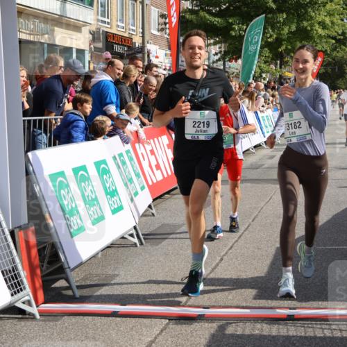 15.09.2024 - PSD Bank Halbmarathon Strokosch-Dieckow http://msf.ph/oto/7094512 15.09.2024 11:49:34 Ziel 785, 1333, 1500, 1567, 2219, 3182 meine-sportfotos.de