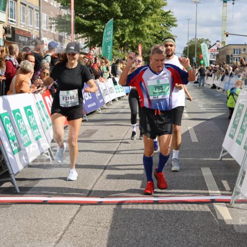15.09.2024 - PSD Bank Halbmarathon Strokosch-Dieckow http://msf.ph/oto/7094519 15.09.2024 12:15:11 Ziel 798, 972, 1544, 1950, 2390, 2530, 2557, 2573, 3000, 3052, 3168 meine-sportfotos.de