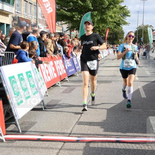 15.09.2024 - PSD Bank Halbmarathon Strokosch-Dieckow http://msf.ph/oto/7094523 15.09.2024 12:04:53 Ziel 1938, 2134, 2708, 2871, 2960, 2965, 3004 meine-sportfotos.de