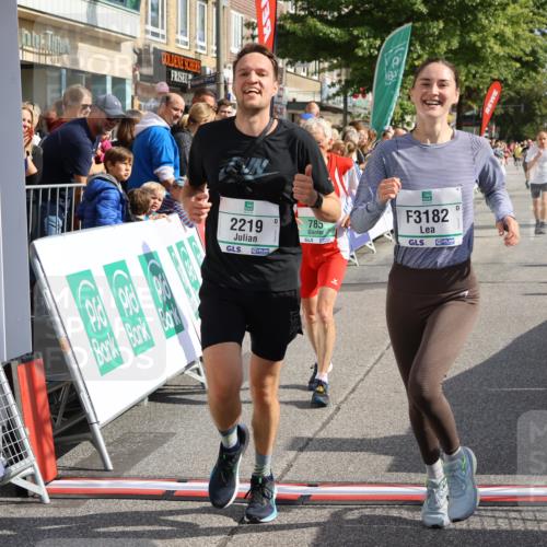 15.09.2024 - PSD Bank Halbmarathon Strokosch-Dieckow http://msf.ph/oto/7094525 15.09.2024 11:49:34 Ziel 785, 1333, 1500, 1567, 2219, 3182 meine-sportfotos.de