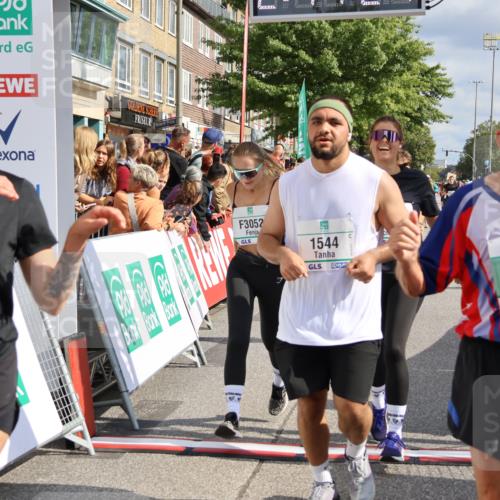 15.09.2024 - PSD Bank Halbmarathon Strokosch-Dieckow http://msf.ph/oto/7094539 15.09.2024 12:15:12 Ziel 798, 972, 1544, 1950, 2390, 2530, 2557, 2573, 3000, 3052, 3168 meine-sportfotos.de