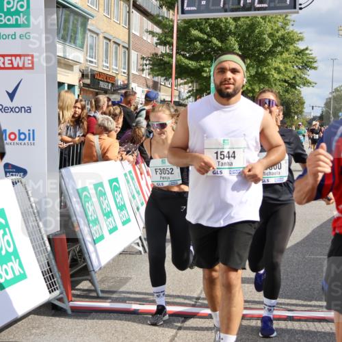 15.09.2024 - PSD Bank Halbmarathon Strokosch-Dieckow http://msf.ph/oto/7094546 15.09.2024 12:15:12 Ziel 798, 972, 1544, 1950, 2390, 2530, 2557, 2573, 3000, 3052, 3168 meine-sportfotos.de