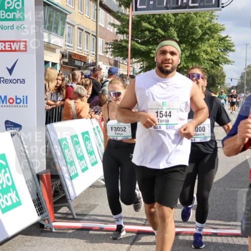 15.09.2024 - PSD Bank Halbmarathon Strokosch-Dieckow http://msf.ph/oto/7094548 15.09.2024 12:15:12 Ziel 798, 972, 1544, 1950, 2390, 2530, 2557, 2573, 3000, 3052, 3168 meine-sportfotos.de