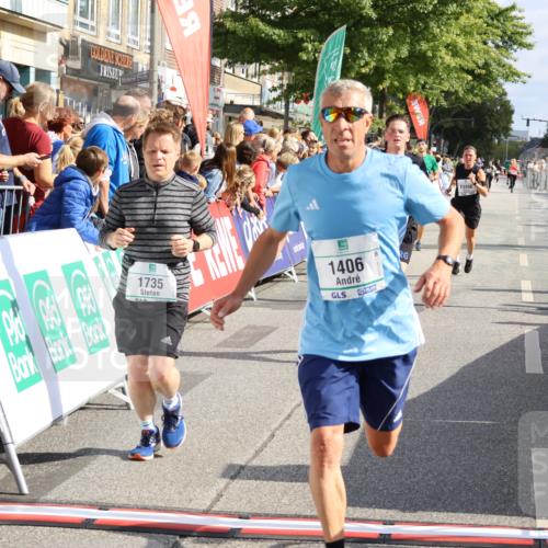 15.09.2024 - PSD Bank Halbmarathon Strokosch-Dieckow http://msf.ph/oto/7094579 15.09.2024 11:51:20 Ziel 1150, 1366, 1406, 1608, 1645, 1705, 1735, 1913, 2018, 2895, 2898, 3545 meine-sportfotos.de