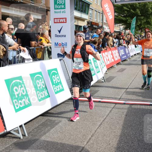 15.09.2024 - PSD Bank Halbmarathon Strokosch-Dieckow http://msf.ph/oto/7094610 15.09.2024 12:05:12 Ziel 1456, 2346, 2881, 2901, 3122, 3133 meine-sportfotos.de