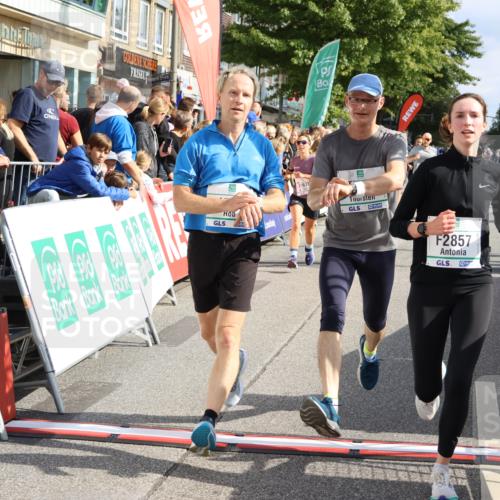 15.09.2024 - PSD Bank Halbmarathon Strokosch-Dieckow http://msf.ph/oto/7094662 15.09.2024 11:50:00 Ziel 970, 1229, 1475, 1525, 1579, 1616, 1763, 1796, 1989, 2096, 2678, 2701, 2768, 2857 meine-sportfotos.de