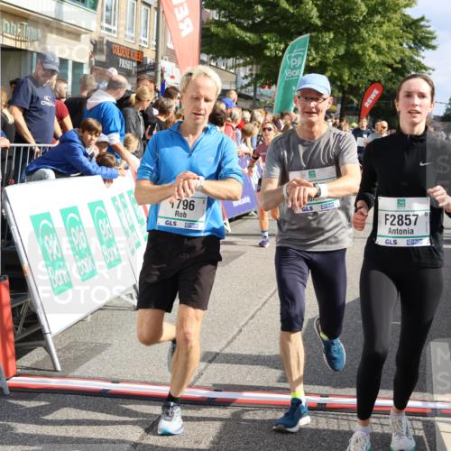 15.09.2024 - PSD Bank Halbmarathon Strokosch-Dieckow http://msf.ph/oto/7094668 15.09.2024 11:50:00 Ziel 970, 1229, 1475, 1525, 1579, 1616, 1763, 1796, 1989, 2096, 2678, 2701, 2768, 2857 meine-sportfotos.de