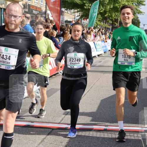 15.09.2024 - PSD Bank Halbmarathon Strokosch-Dieckow http://msf.ph/oto/7094676 15.09.2024 11:51:42 Ziel 1434, 1772, 1873, 1876, 1954, 2314, 2504, 2749, 3169 meine-sportfotos.de