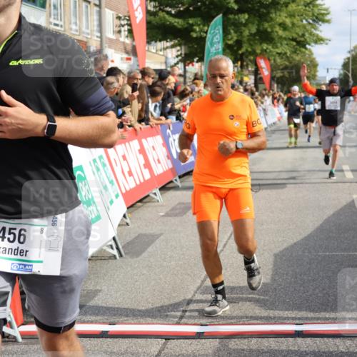 15.09.2024 - PSD Bank Halbmarathon Strokosch-Dieckow http://msf.ph/oto/7094677 15.09.2024 12:05:19 Ziel 1456, 2164, 2346, 2562, 2726, 2881, 3054, 3122, 3133 meine-sportfotos.de