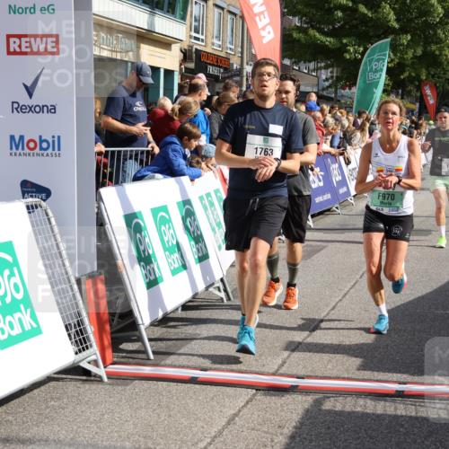 15.09.2024 - PSD Bank Halbmarathon Strokosch-Dieckow http://msf.ph/oto/7094689 15.09.2024 11:50:07 Ziel 970, 1475, 1525, 1616, 1680, 1692, 1763, 1796, 1892, 1989, 2096, 2678, 2768, 2857 meine-sportfotos.de