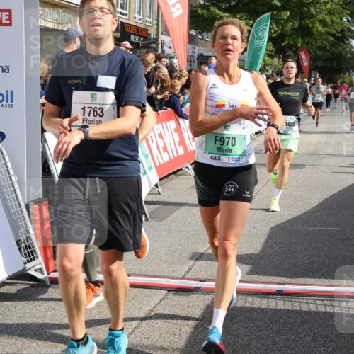 15.09.2024 - PSD Bank Halbmarathon Strokosch-Dieckow http://msf.ph/oto/7094705 15.09.2024 11:50:08 Ziel 970, 1525, 1616, 1680, 1692, 1763, 1796, 1892, 1989, 2096, 2678, 2768, 2857 meine-sportfotos.de