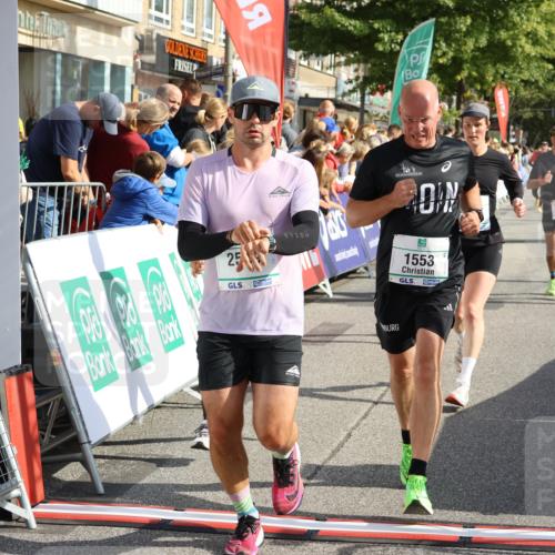 15.09.2024 - PSD Bank Halbmarathon Strokosch-Dieckow http://msf.ph/oto/7094730 15.09.2024 11:51:53 Ziel 1192, 1434, 1553, 1772, 1873, 1876, 1954, 2314, 2504, 2566, 2569, 2636, 2749, 3035, 3547 meine-sportfotos.de