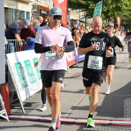 15.09.2024 - PSD Bank Halbmarathon Strokosch-Dieckow http://msf.ph/oto/7094736 15.09.2024 11:51:53 Ziel 1192, 1434, 1553, 1772, 1873, 1876, 1954, 2314, 2504, 2566, 2569, 2636, 2749, 3035, 3547 meine-sportfotos.de