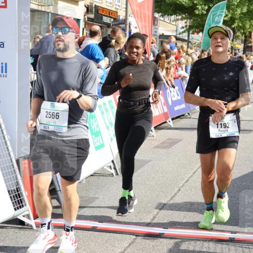 15.09.2024 - PSD Bank Halbmarathon Strokosch-Dieckow http://msf.ph/oto/7094753 15.09.2024 11:51:55 Ziel 1192, 1553, 1767, 1772, 1793, 1954, 2314, 2504, 2566, 2569, 2636, 3035, 3547 meine-sportfotos.de
