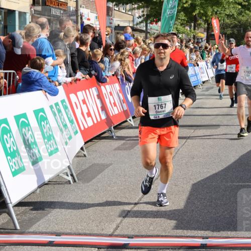 15.09.2024 - PSD Bank Halbmarathon Strokosch-Dieckow http://msf.ph/oto/7094771 15.09.2024 11:52:01 Ziel 1192, 1494, 1553, 1767, 1772, 1793, 2487, 2536, 2566, 2569, 2636, 2725, 2775, 2825, 2835, 3035, 3518, 3547 meine-sportfotos.de