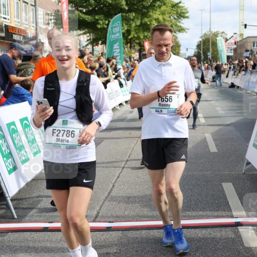 15.09.2024 - PSD Bank Halbmarathon Strokosch-Dieckow http://msf.ph/oto/7094772 15.09.2024 12:05:31 Ziel 1656, 1718, 2164, 2191, 2199, 2304, 2419, 2515, 2562, 2726, 2786, 2955, 3054 meine-sportfotos.de