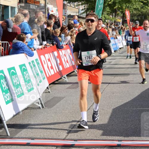 15.09.2024 - PSD Bank Halbmarathon Strokosch-Dieckow http://msf.ph/oto/7094779 15.09.2024 11:52:01 Ziel 1192, 1494, 1553, 1767, 1772, 1793, 2487, 2536, 2566, 2569, 2636, 2725, 2775, 2825, 2835, 3035, 3518, 3547 meine-sportfotos.de