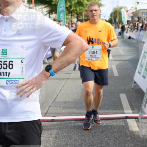 15.09.2024 - PSD Bank Halbmarathon Strokosch-Dieckow http://msf.ph/oto/7094785 15.09.2024 12:05:33 Ziel 1656, 1718, 2164, 2191, 2199, 2304, 2419, 2515, 2562, 2726, 2786, 2955, 3054, 3068 meine-sportfotos.de