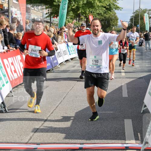 15.09.2024 - PSD Bank Halbmarathon Strokosch-Dieckow http://msf.ph/oto/7094792 15.09.2024 11:52:03 Ziel 1192, 1494, 1553, 1661, 1767, 1793, 2487, 2536, 2566, 2569, 2636, 2725, 2775, 2825, 2835, 3035, 3518, 3547 meine-sportfotos.de