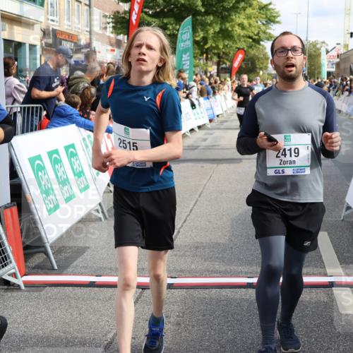 15.09.2024 - PSD Bank Halbmarathon Strokosch-Dieckow http://msf.ph/oto/7094807 15.09.2024 12:05:35 Ziel 1656, 1718, 2014, 2164, 2191, 2199, 2304, 2419, 2515, 2562, 2726, 2786, 2955, 3054, 3068 meine-sportfotos.de