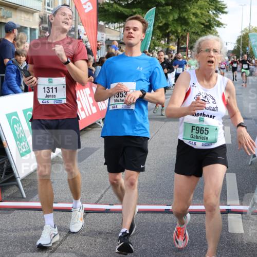 15.09.2024 - PSD Bank Halbmarathon Strokosch-Dieckow http://msf.ph/oto/7094811 15.09.2024 11:50:25 Ziel 965, 1154, 1311, 1323, 1353, 1463, 1521, 1528, 1572, 1635, 1692, 1743, 1892, 2067, 3536, 3537 meine-sportfotos.de