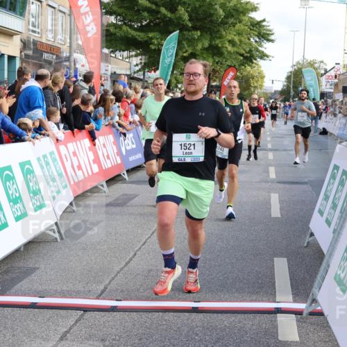 15.09.2024 - PSD Bank Halbmarathon Strokosch-Dieckow http://msf.ph/oto/7094836 15.09.2024 11:50:31 Ziel 965, 1154, 1311, 1312, 1323, 1353, 1463, 1491, 1521, 1528, 1572, 1619, 1635, 1743, 2067, 2436, 2508, 2514, 2719, 3536, 3537 meine-sportfotos.de