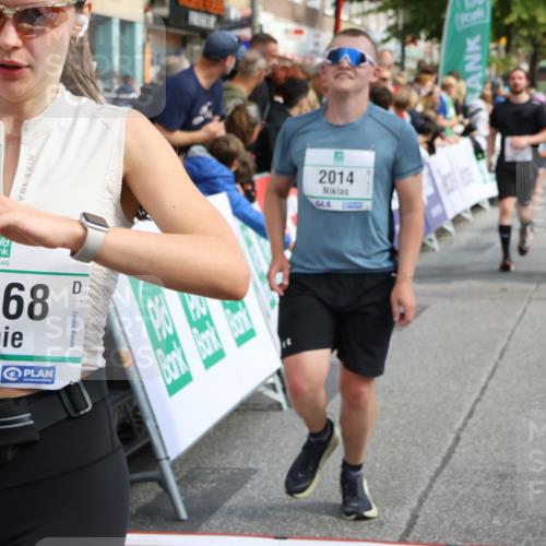 15.09.2024 - PSD Bank Halbmarathon Strokosch-Dieckow http://msf.ph/oto/7094846 15.09.2024 12:05:42 Ziel 1656, 1718, 2014, 2095, 2191, 2199, 2221, 2304, 2419, 2515, 2786, 2845, 2846, 2955, 2973, 3068, 3294, 3364 meine-sportfotos.de