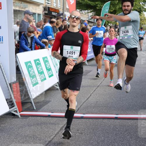 15.09.2024 - PSD Bank Halbmarathon Strokosch-Dieckow http://msf.ph/oto/7094859 15.09.2024 11:50:34 Ziel 965, 1154, 1311, 1312, 1323, 1353, 1463, 1491, 1521, 1528, 1619, 1635, 1743, 1813, 2436, 2508, 2514, 2719 meine-sportfotos.de
