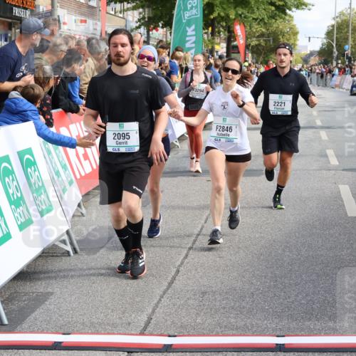 15.09.2024 - PSD Bank Halbmarathon Strokosch-Dieckow http://msf.ph/oto/7094880 15.09.2024 12:05:45 Ziel 1718, 2014, 2095, 2199, 2221, 2304, 2419, 2515, 2845, 2846, 2955, 2973, 3068, 3294, 3364 meine-sportfotos.de