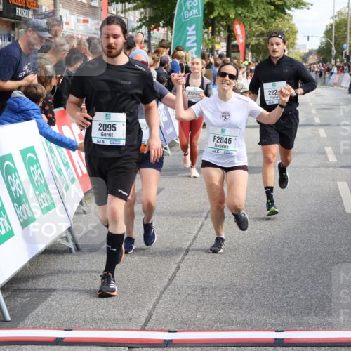 15.09.2024 - PSD Bank Halbmarathon Strokosch-Dieckow http://msf.ph/oto/7094889 15.09.2024 12:05:45 Ziel 1718, 2014, 2095, 2199, 2221, 2304, 2419, 2515, 2845, 2846, 2955, 2973, 3068, 3294, 3364 meine-sportfotos.de