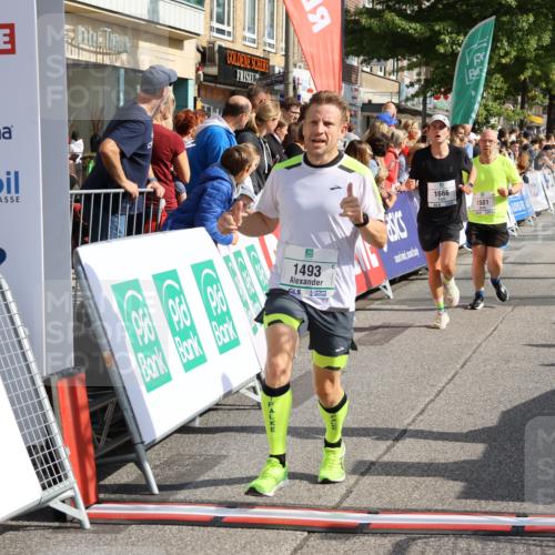15.09.2024 - PSD Bank Halbmarathon Strokosch-Dieckow http://msf.ph/oto/7094912 15.09.2024 11:50:54 Ziel 783, 1296, 1493, 1501, 1632, 1666, 1813, 1851, 1940, 2658, 2666, 3546 meine-sportfotos.de