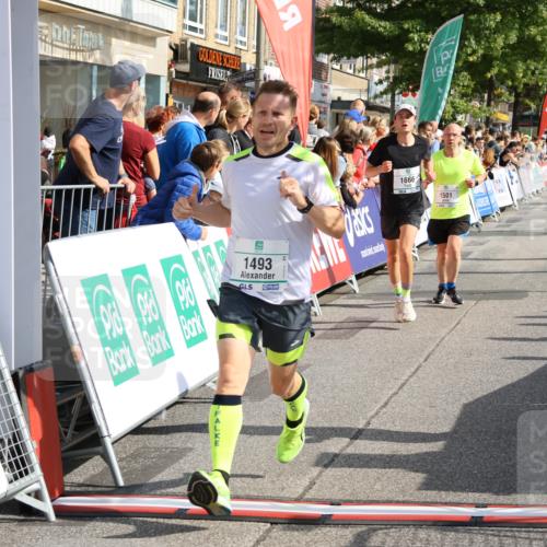15.09.2024 - PSD Bank Halbmarathon Strokosch-Dieckow http://msf.ph/oto/7094915 15.09.2024 11:50:54 Ziel 783, 1296, 1493, 1501, 1632, 1666, 1813, 1851, 1940, 2658, 2666, 3546 meine-sportfotos.de