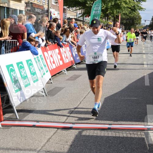 15.09.2024 - PSD Bank Halbmarathon Strokosch-Dieckow http://msf.ph/oto/7094921 15.09.2024 11:52:21 Ziel 1354, 1552, 1606, 1661, 1667, 2182, 2493, 2775, 3518 meine-sportfotos.de