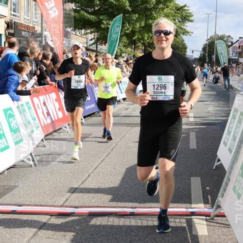 15.09.2024 - PSD Bank Halbmarathon Strokosch-Dieckow http://msf.ph/oto/7094923 15.09.2024 11:50:55 Ziel 783, 974, 1296, 1493, 1501, 1632, 1666, 1851, 1940, 2492, 2658, 2666, 3546 meine-sportfotos.de